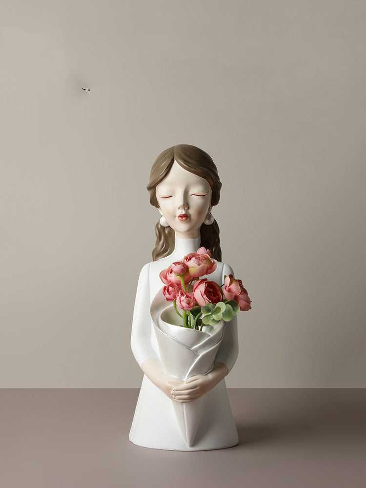 Home Decor Girl Figurine Resin Sculpture