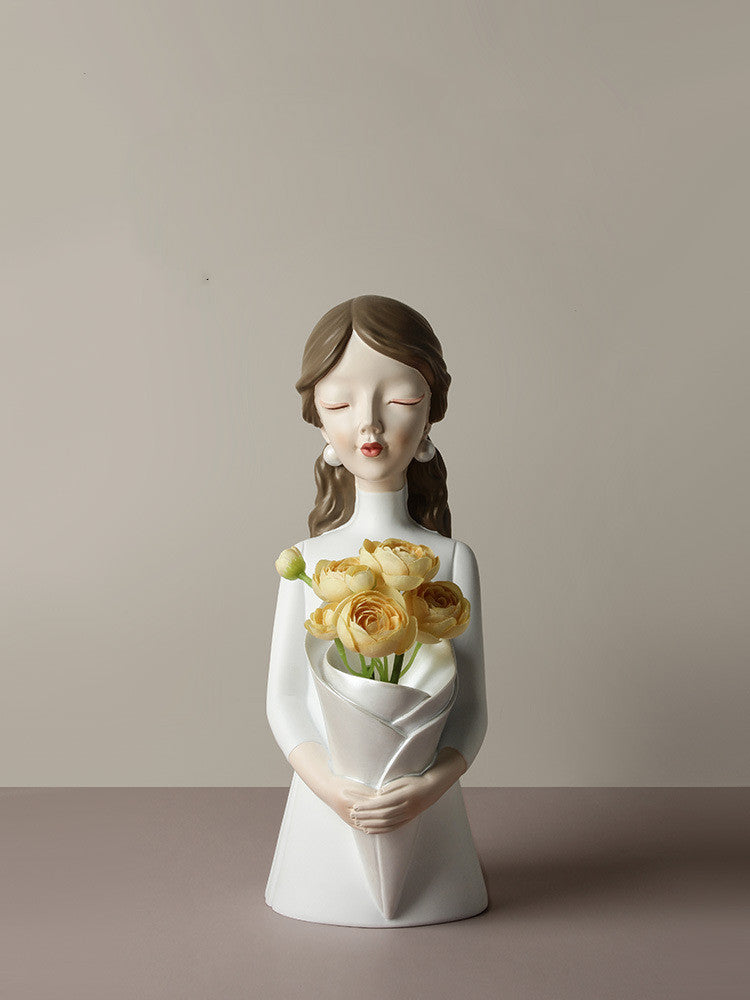 Home Decor Girl Figurine Resin Sculpture