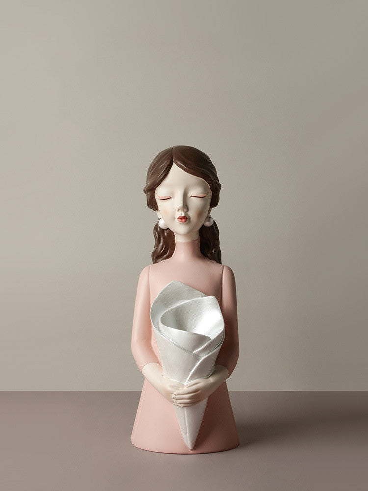Home Decor Girl Figurine Resin Sculpture