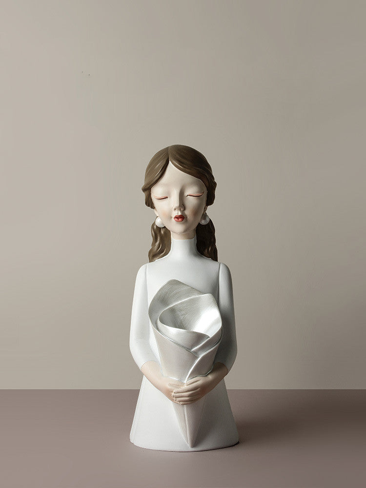 Home Decor Girl Figurine Resin Sculpture